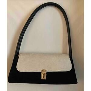 Shoulder purse